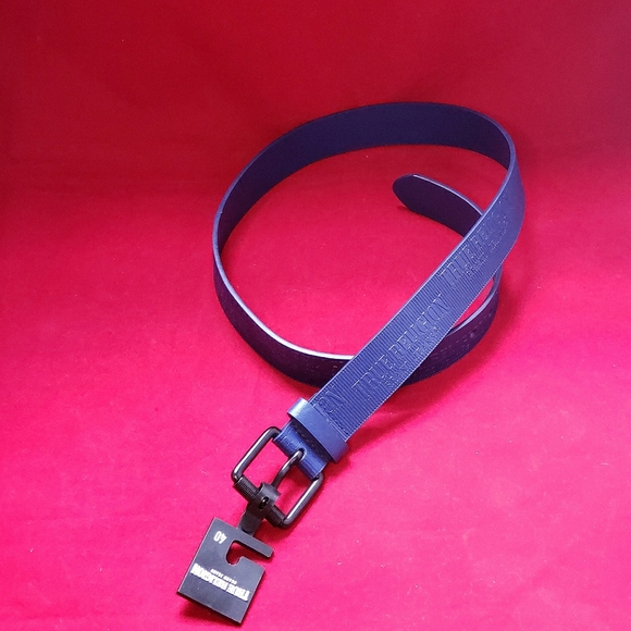 Unisex True Religion Textured Logo Belt Sz 40 - Picture 1 of 7